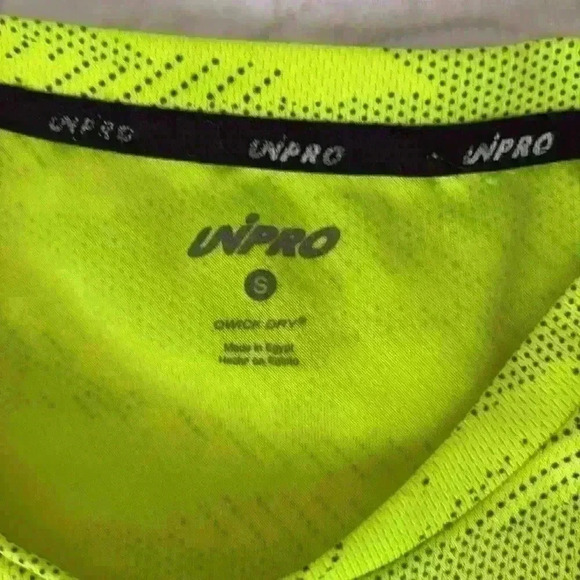 Unipro Men Short Sleeve T-Shirt - Picture 3 of 3